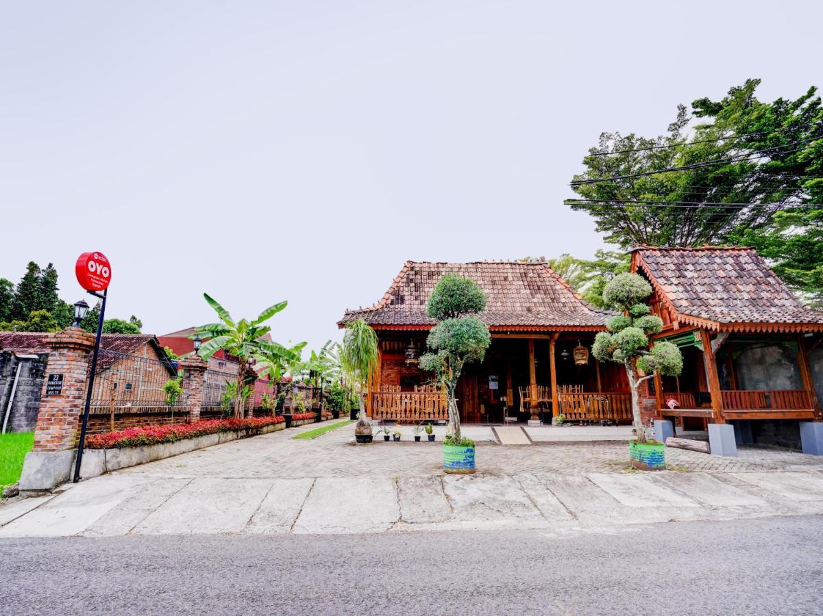 Super Oyo Collection O 90265 Cempoko Mulyo Homestay Syariah Tugu 外观 照片