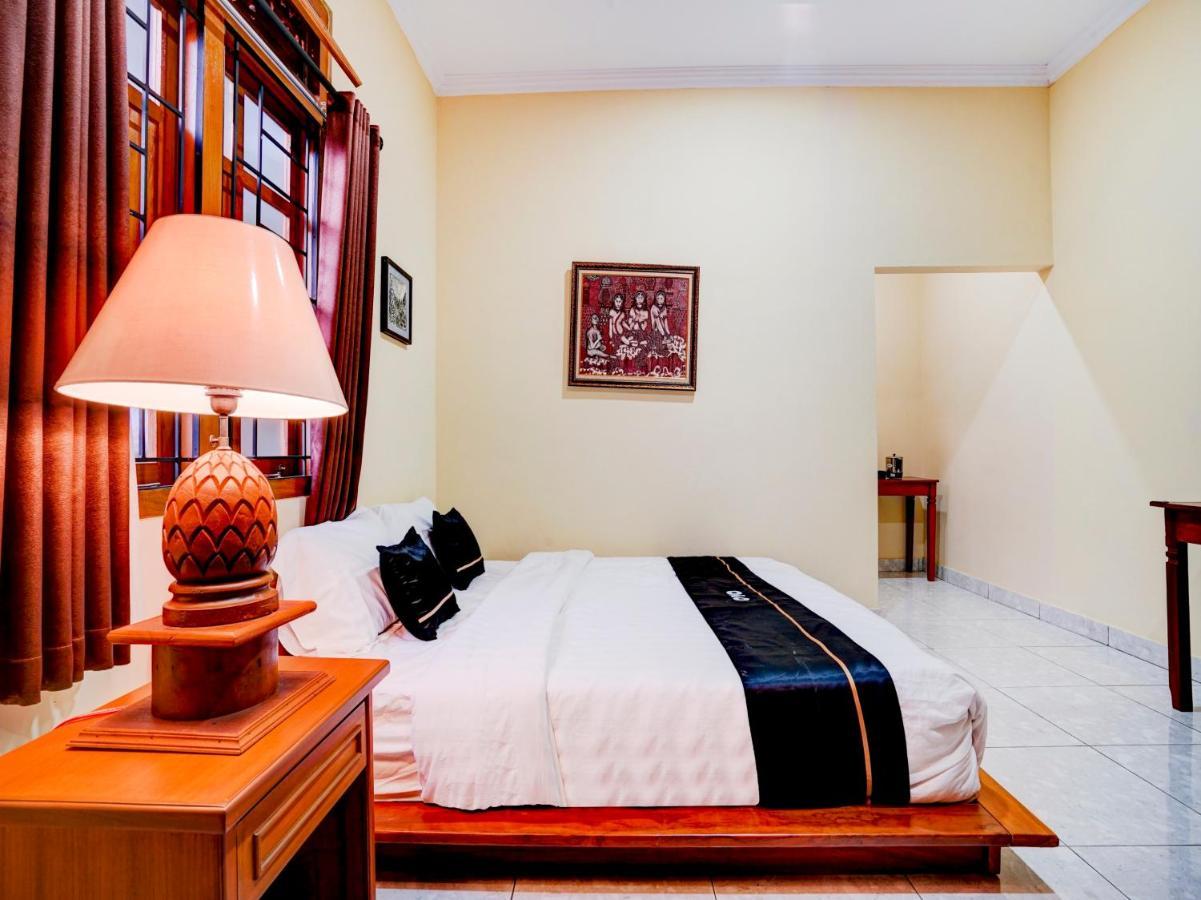 Super Oyo Collection O 90265 Cempoko Mulyo Homestay Syariah Tugu 外观 照片